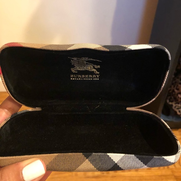 Vintage Burberry Sunglasses - Picture 8 of 8